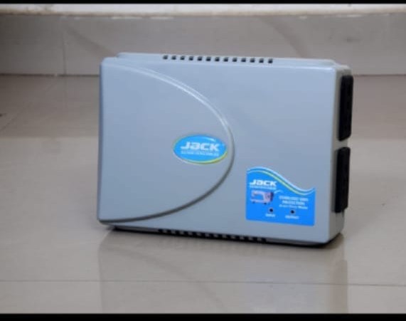 JACK   Stabilizer Electronic Voltage